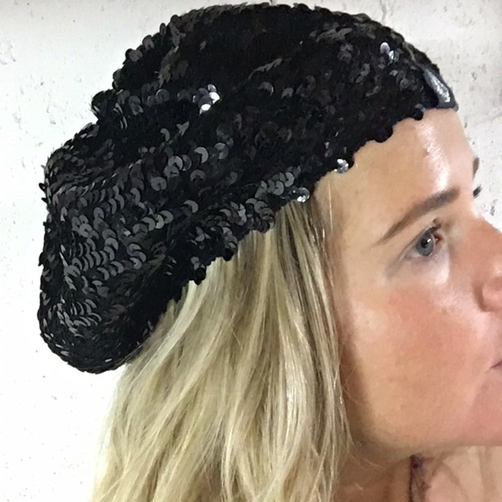Volcom Sequin Beret/Beanie NWOT